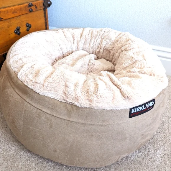 Kirkland Signature Small Dog Bed - Picture 2 of 4